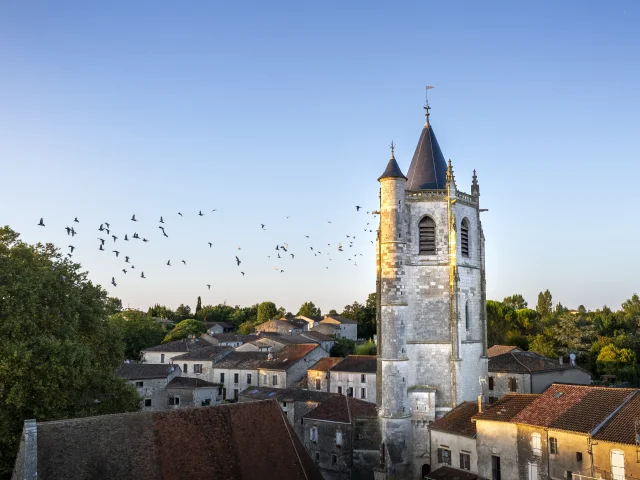 Tour d'Hautefage-la-Tour